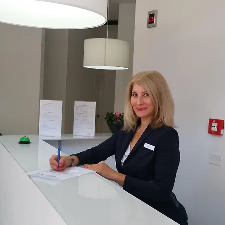 Vittoria - Lucehotels Hotell