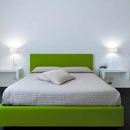 Vittoria - Lucehotels Hotel