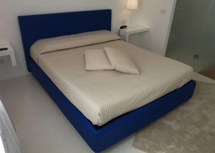 Vittoria - Lucehotels 3*