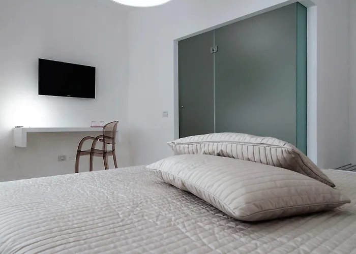 Vittoria - Lucehotels 3*