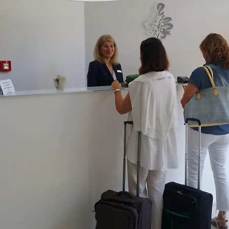 Vittoria - Lucehotels Hotel