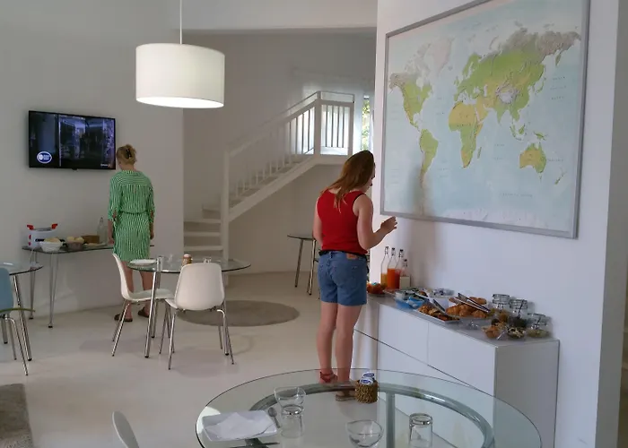 Szálloda Vittoria - Lucehotels 3*